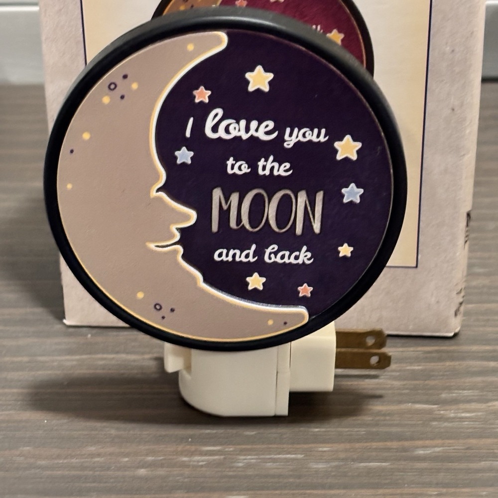 Cracker Barrel Night Light 'Love You To‎ The Moon And Back' Round Rotate Plug